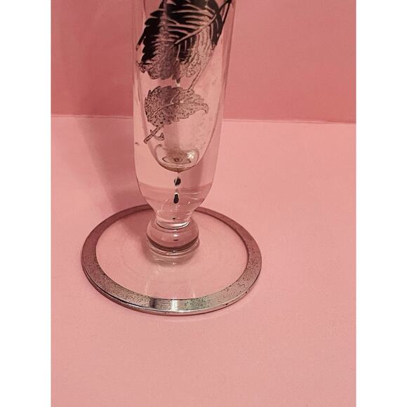 Vintage Silver City Sterling Bud Vase With Overlay Leaves Flanders 25th Edition - Picture 3 of 5